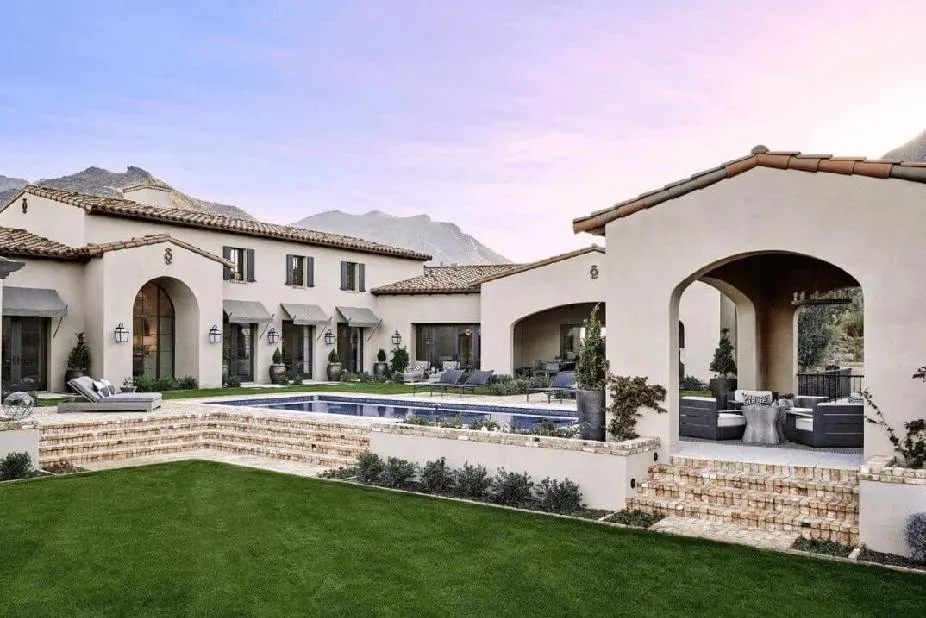 Modern European custom home by Calvis Wyant